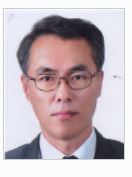 김윤신 사진