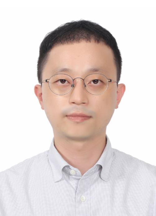 윤영민 사진