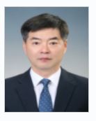 류성엽 사진
